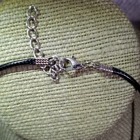 Coppertone goldtone silvertone triangle pendant black cord necklace - Picture 3 of 6